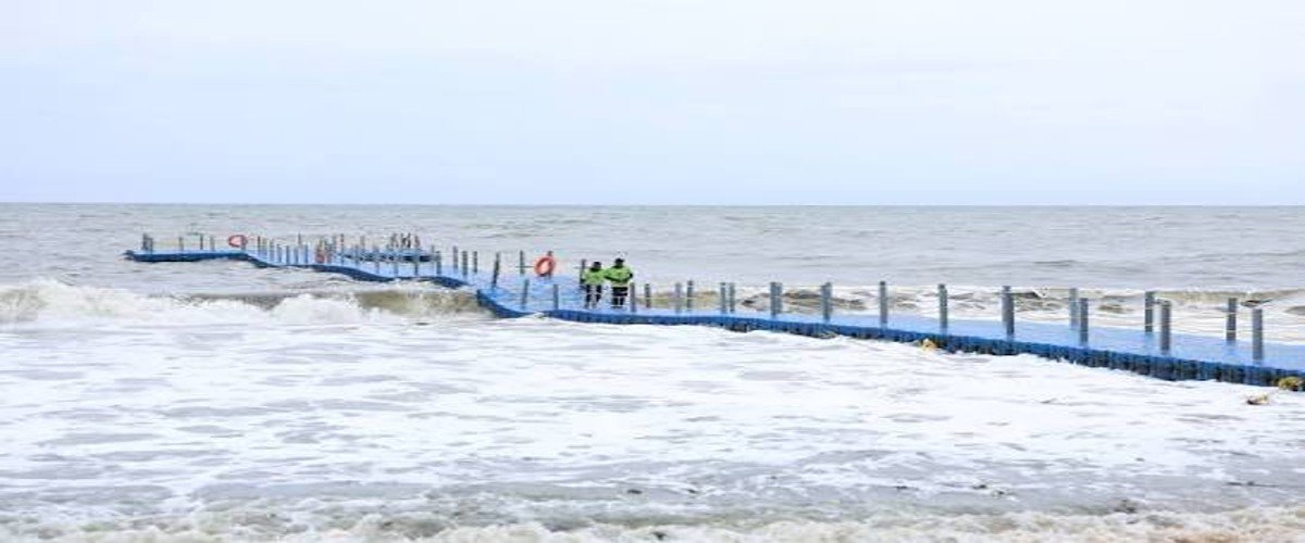 Chavakkad Beach Kerala: Experience the Beauty of Golden Sands and Mesmerizing Sunsets